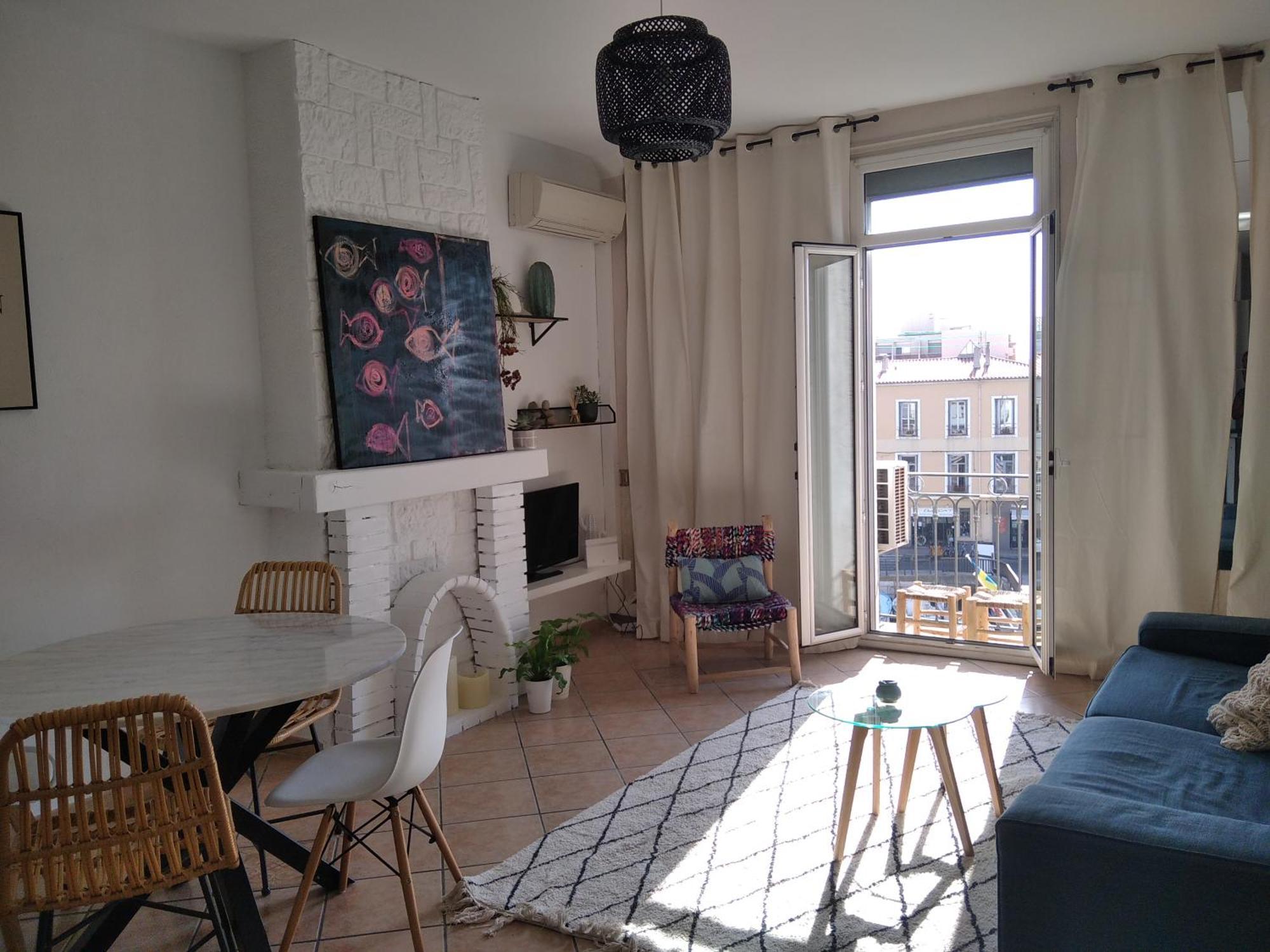 Grand T2 Au Coeur De Ville Avec Vue Sur Quais Et Mer Sète Exterior foto